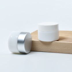 JG-AQ15 15ml Opal White Glass Cosmetic Jar